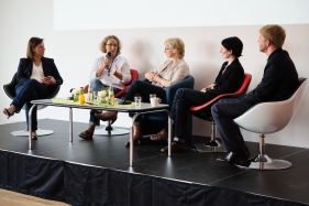 Panel Discussion1_2015
